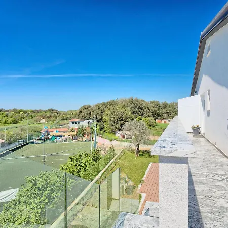 La Mer-4 By Interhome *